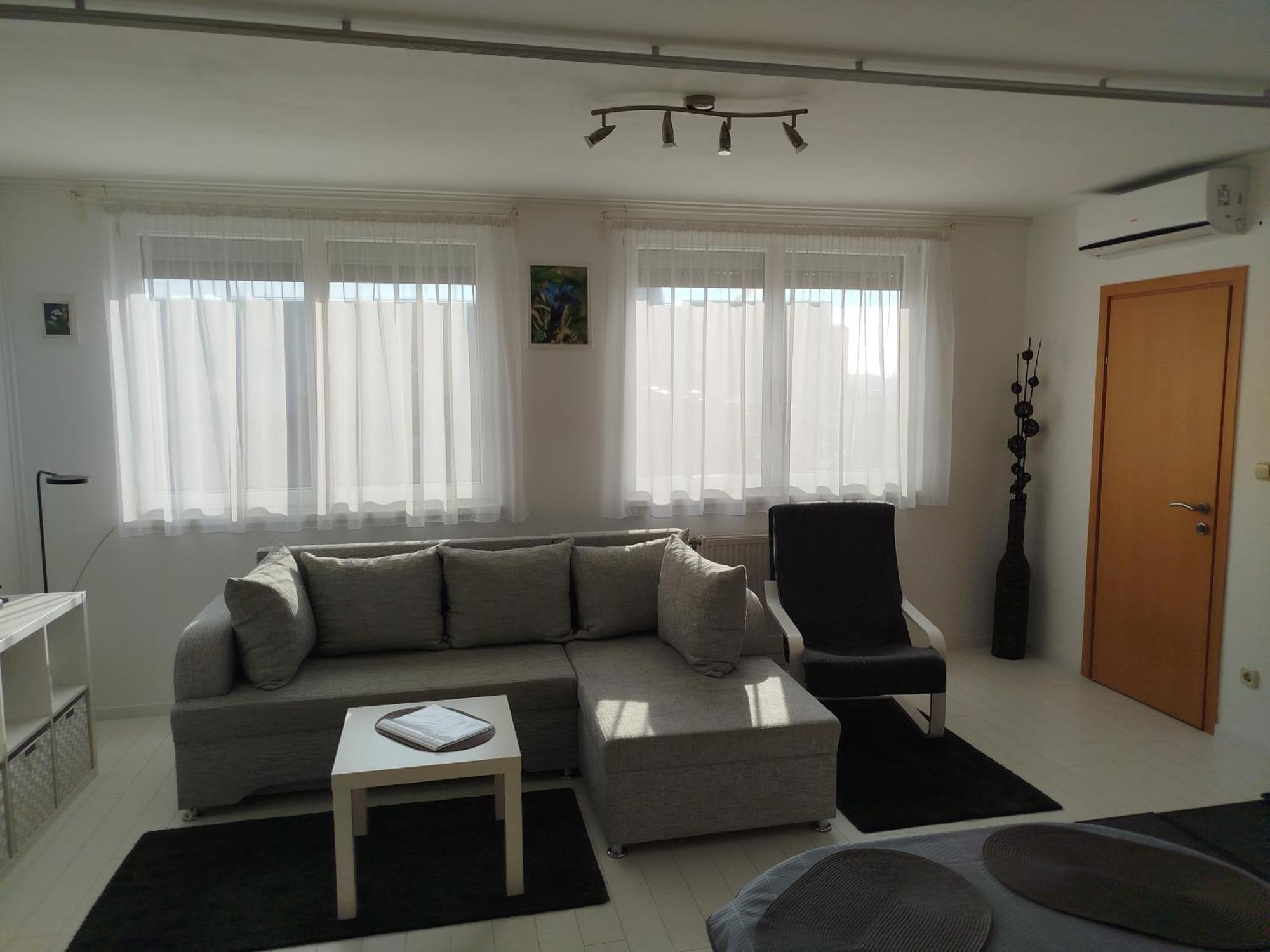 Csongor Apartman Budapest Exterior photo